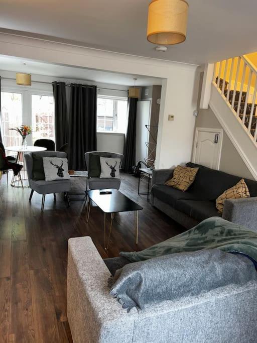 15 Min Drive To Airport 20 Min To Loch Lomond And City Center Old Kilpatrick Bagian luar foto