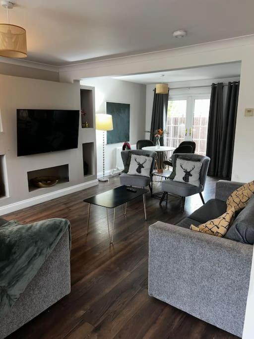 15 Min Drive To Airport 20 Min To Loch Lomond And City Center Old Kilpatrick Bagian luar foto